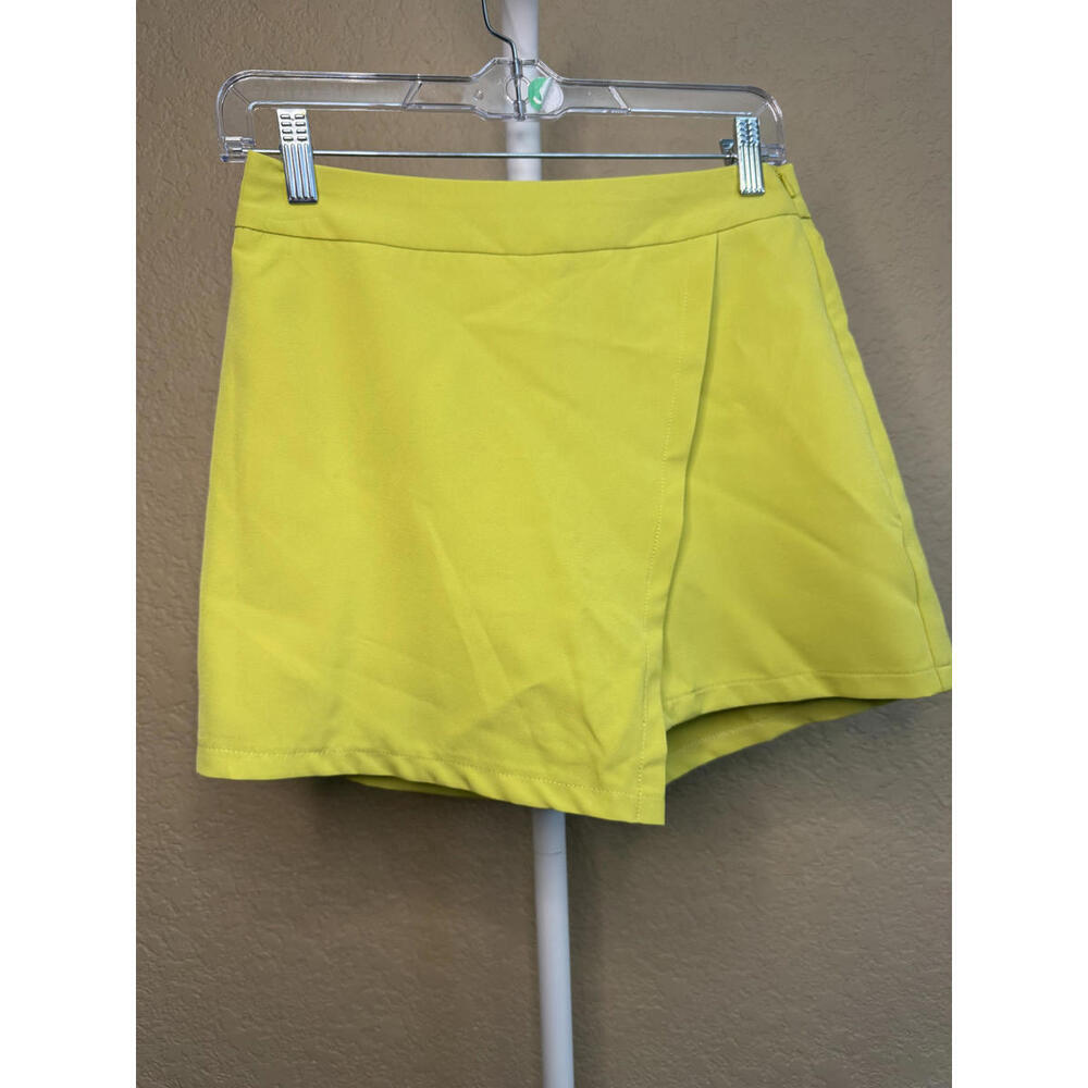 Medium Shorts/Skort